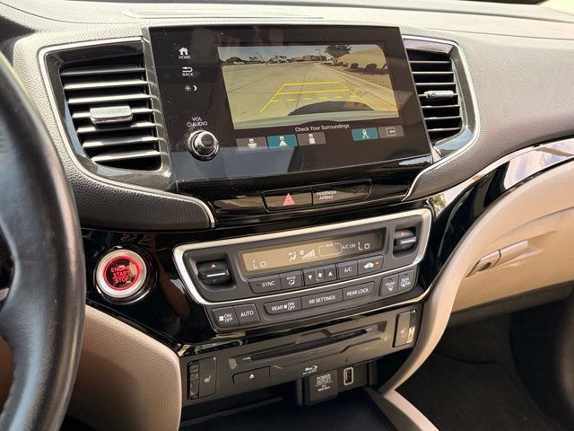 Used 2019 Honda Pilot Touring image 15