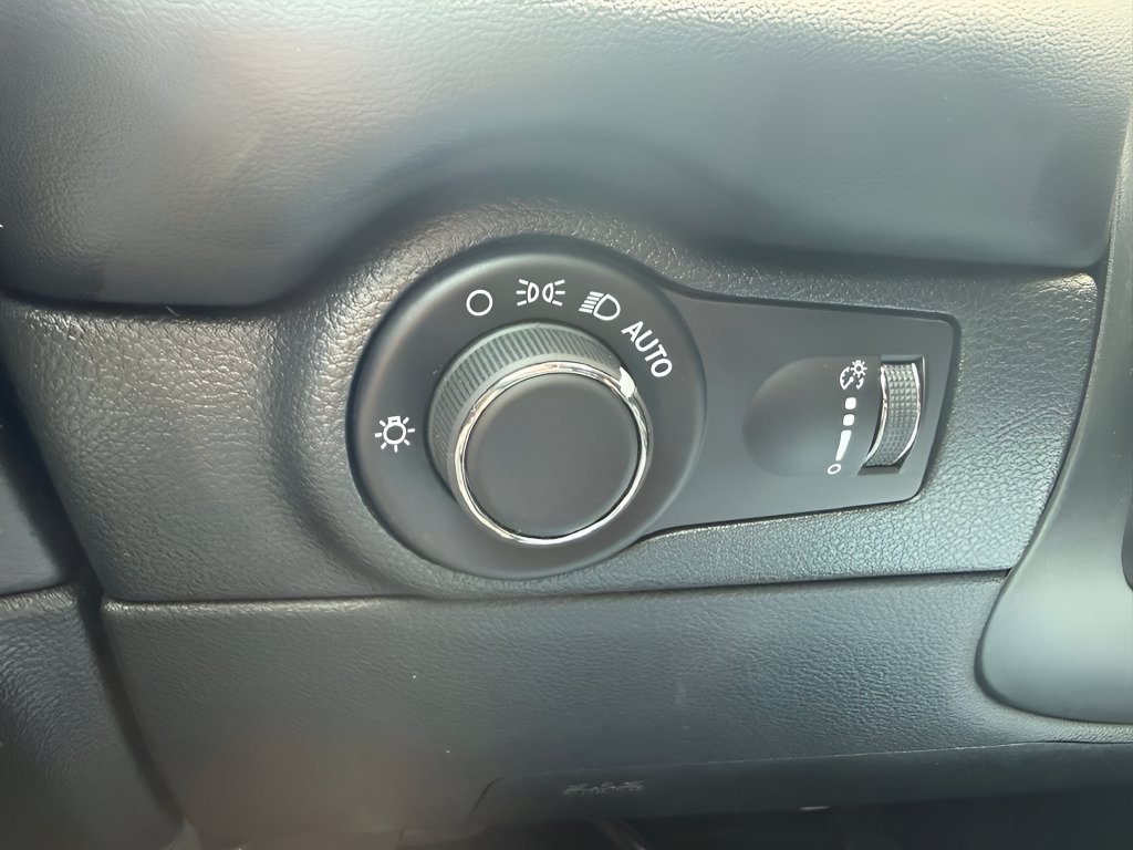 Used 2026 Dodge Durango GT AWD/4WD image 9