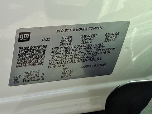 Used 2023 Buick Encore GX Preferred w/ Cold Weather Comfort Package AWD/4WD image 31
