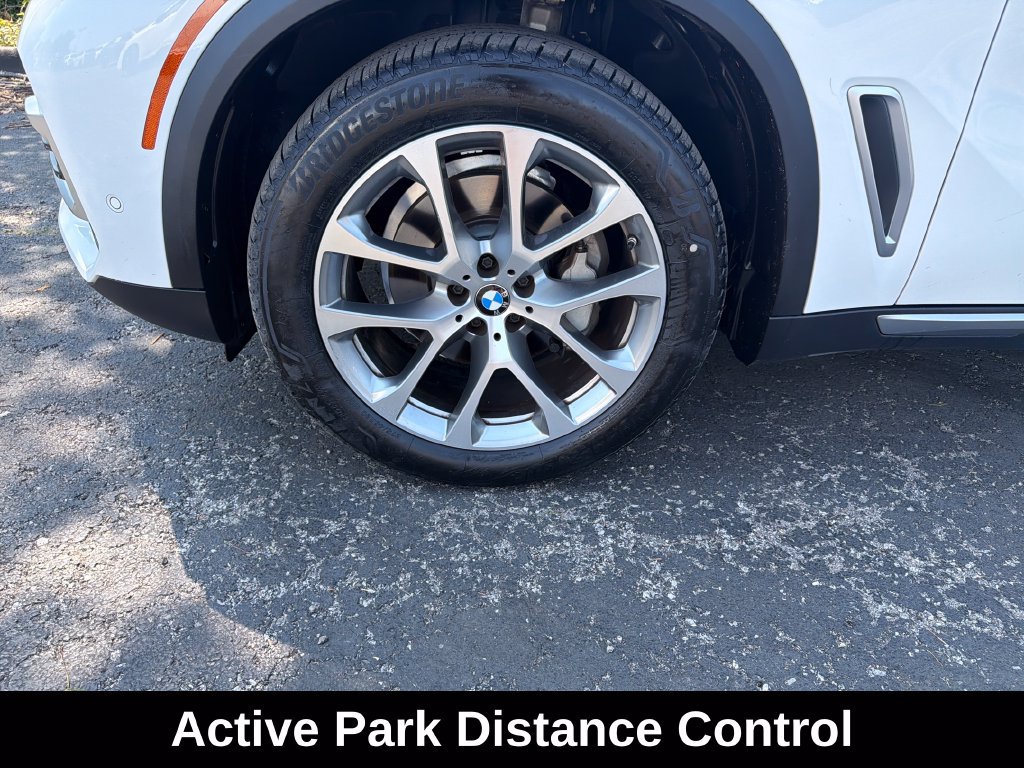 Used 2021 BMW X5 xDrive40i w/ Premium Package AWD/4WD image 32