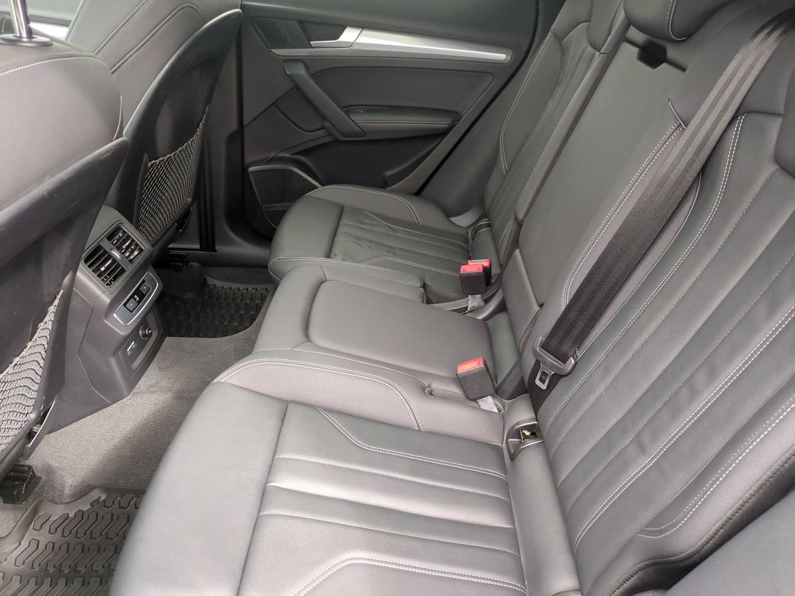 Used 2022 Audi Q5 2.0T Premium Plus w/ Premium Plus Package AWD/4WD image 21