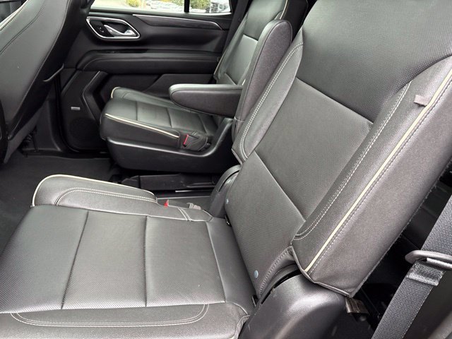 Used 2023 GMC Yukon SLT AWD/4WD image 10