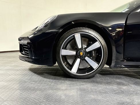 Certified 2023 Porsche 911 Sport Classic RWD image 28