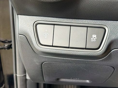 Used 2024 Kia Forte LXS FWD image 12