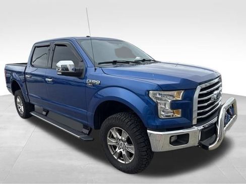Used 2017 Ford F150 XLT w/ Equipment Group 302A Luxury AWD/4WD image 3