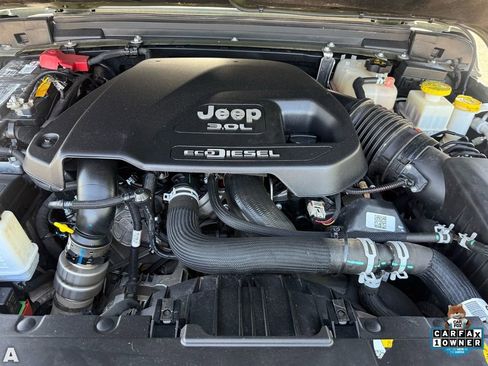 Certified 2022 Jeep Gladiator Rubicon w/ Cold Weather Group image 30