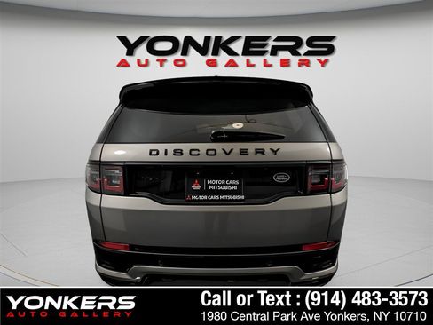 Used 2022 Land Rover Discovery Sport SE R-Dynamic AWD/4WD image 5