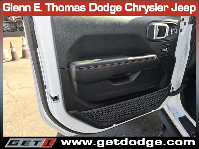Used 2022 Jeep Gladiator Mojave w/ Trailer Tow Package AWD/4WD image 28