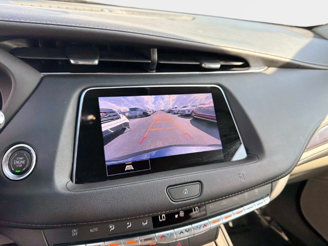 Used 2021 Cadillac XT4 Luxury FWD image 19