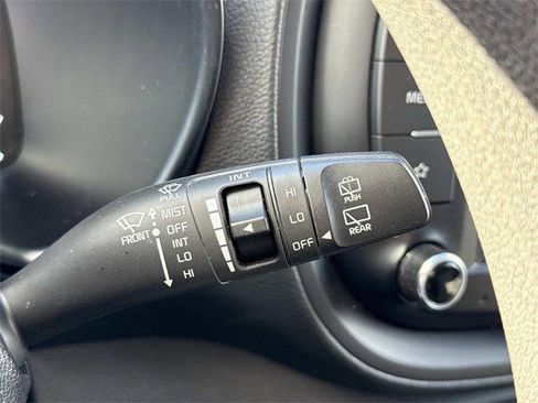 Certified 2023 Kia Soul LX w/ LX Technology Package image 25