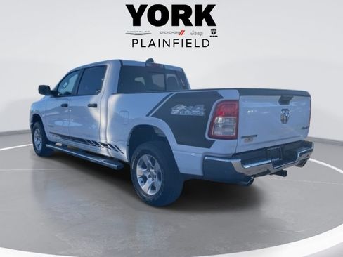 Used 2023 RAM 1500 Big Horn AWD/4WD image 3