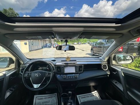 Used 2016 Toyota RAV4 XLE AWD/4WD image 22