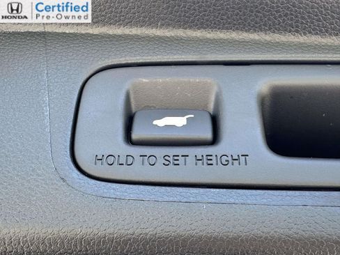 Used 2025 Honda CR-V Sport Touring image 9