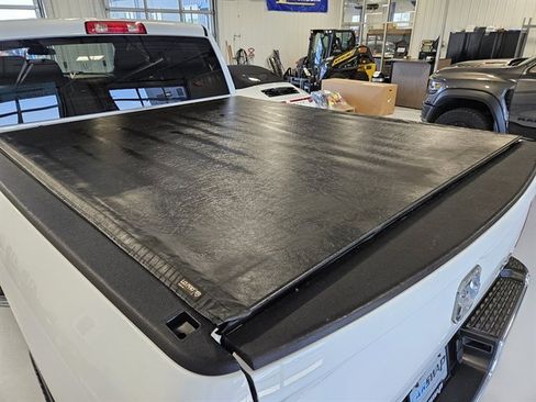 Used 2021 RAM 2500 Big Horn image 40