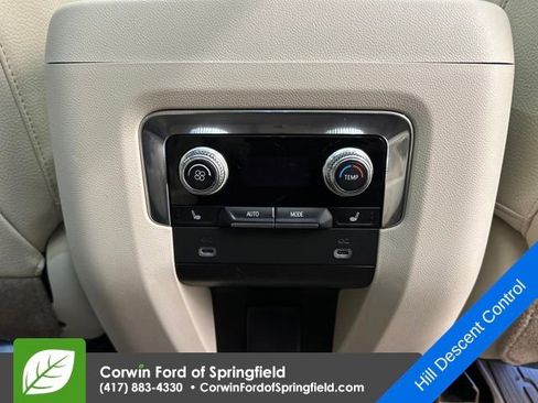 Used 2023 GMC Yukon Denali image 15