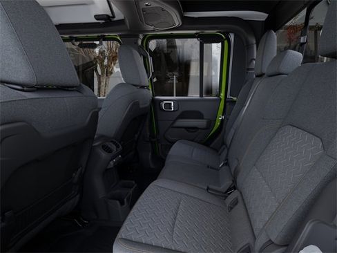 New 2025 Jeep Gladiator Mojave w/ Convenience Group image 23