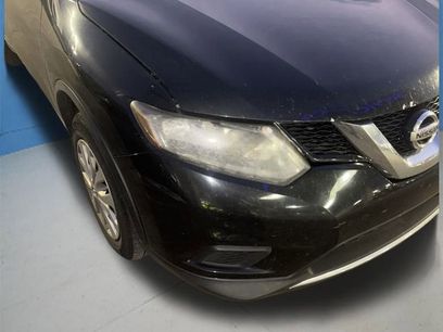 Used 2016 Nissan Rogue S w/ Appearance Package