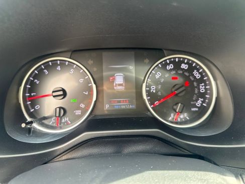 Used 2019 Toyota RAV4 XLE Premium w/ Cold Weather Package AWD/4WD image 25