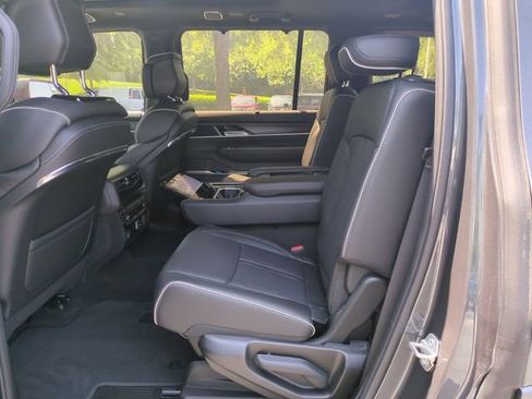 New 2024 Jeep Grand Wagoneer Series II w/ Quick Order Packagew 28T image 20