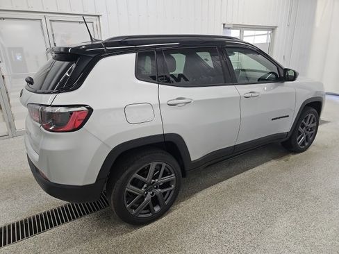 New 2026 Jeep Compass Limited image 6