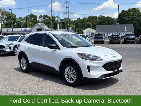 Used 2022 Ford Escape SE w/ Cold Weather Package AWD/4WD image 3