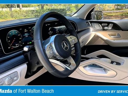 Used 2023 Mercedes-Benz GLS 580 4MATIC image 14