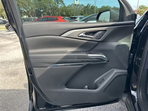 New 2026 Chevrolet Traverse LT w/ Midnight/Sport Edition image 11