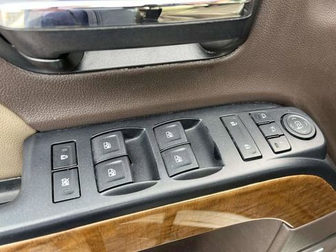 Used 2015 Chevrolet Silverado 1500 LTZ w/ LTZ Plus Package AWD/4WD image 27