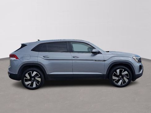 Used 2024 Volkswagen Atlas Cross Sport SE AWD/4WD image 7