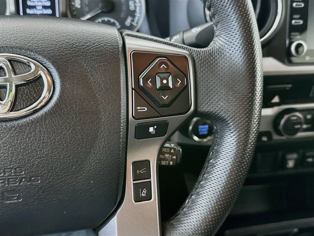 Used 2023 Toyota Tacoma SR5 w/ Technology Package AWD/4WD image 26
