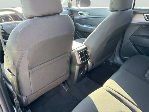 New 2026 Kia Sportage LX image 16