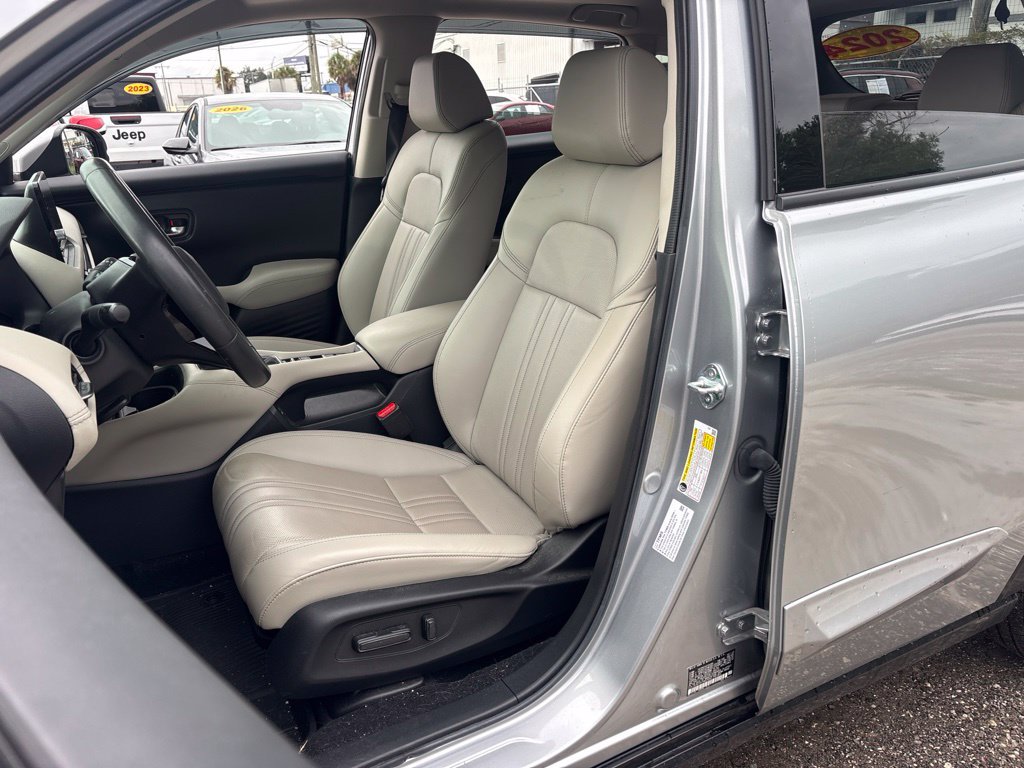 Used 2024 Honda HR-V EX-L image 9