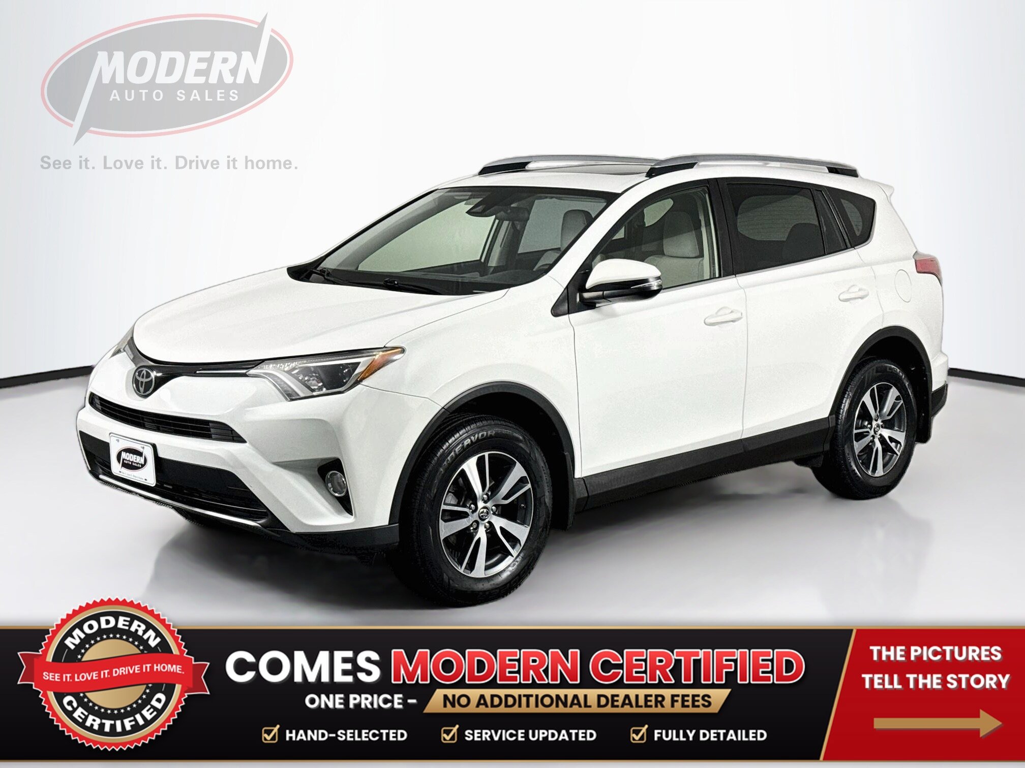 Used 2018 Toyota RAV4 XLE AWD/4WD image 1