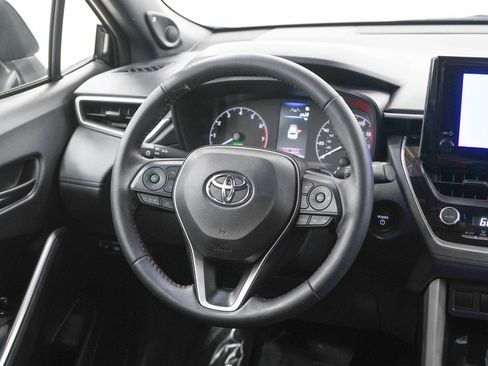 Used 2024 Toyota Corolla Cross AWD Hybrid w/ Moonroof Package image 14