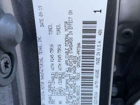 Used 2020 Toyota Tacoma SR5 image 26