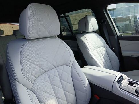New 2026 BMW X5 xDrive40i AWD/4WD image 18