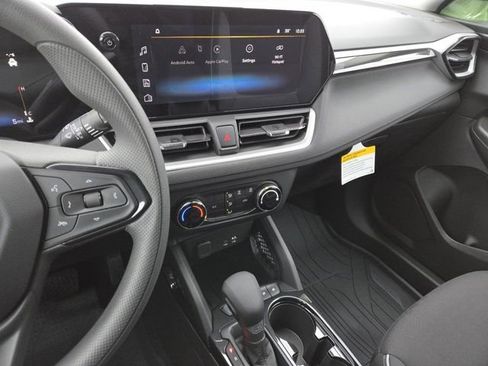 New 2026 Chevrolet TrailBlazer LS w/ LS Convenience Package FWD image 32
