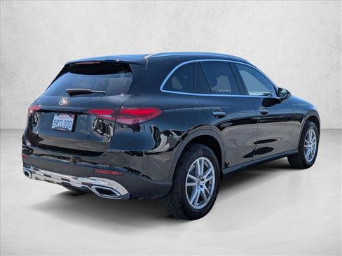 Certified 2025 Mercedes-Benz GLC 300 image 5