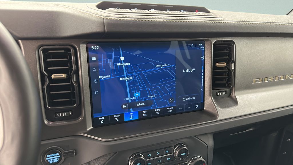 Used 2025 Ford Bronco Badlands AWD/4WD image 16