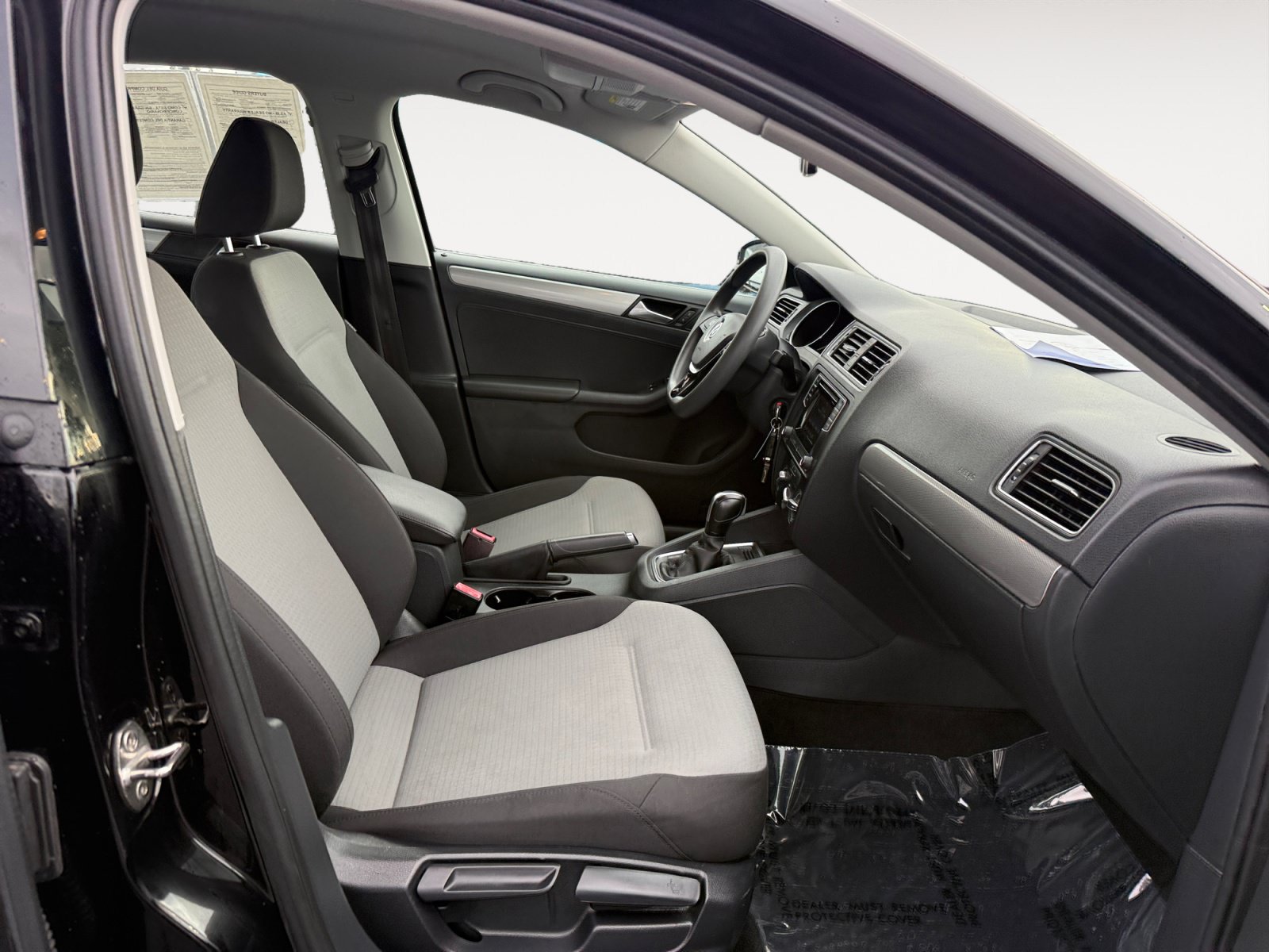 Used 2017 Volkswagen Jetta S FWD image 19