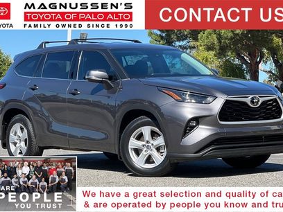 Certified 2022 Toyota Highlander LE