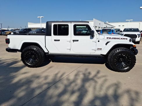 Used 2022 Jeep Gladiator Rubicon w/ LED Lighting Group AWD/4WD image 7