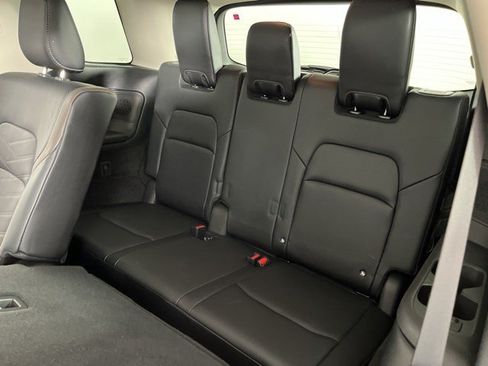 Used 2023 Nissan Pathfinder Platinum w/ Cargo Package AWD/4WD image 45