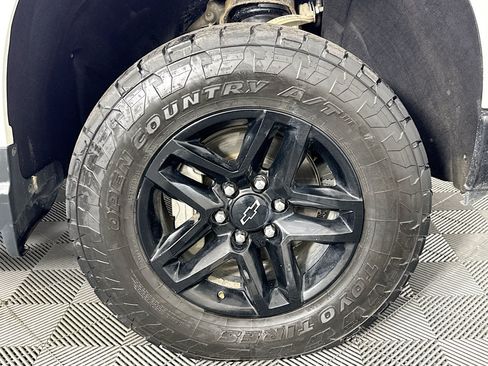 Used 2024 Chevrolet Silverado 1500 LT Trail Boss w/ Protection Package AWD/4WD image 30
