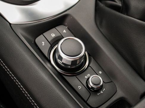 New 2026 MAZDA MX-5 Miata Club w/ Weather Package RWD image 22