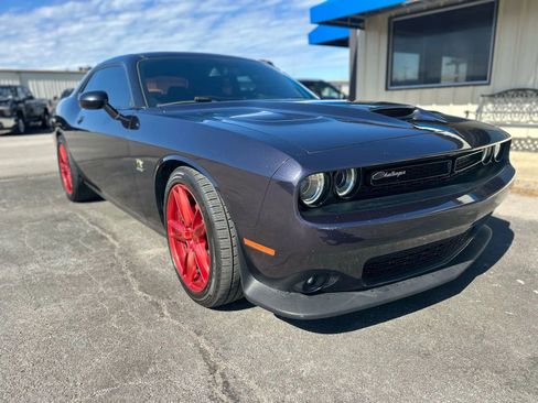 Used 2019 Dodge Challenger R/T Scat Pack w/ 1320 Drag Pack image 12
