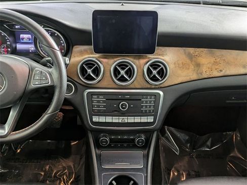 Used 2018 Mercedes-Benz GLA 250 GLA 250 image 27