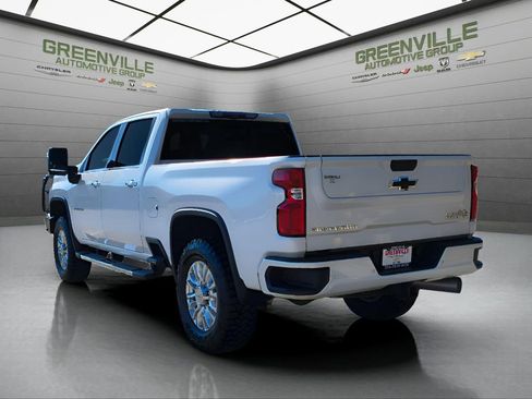 Used 2023 Chevrolet Silverado 2500 High Country w/ Z71 Off-Road Package image 5