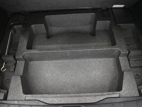 Used 2014 Subaru Forester 2.5i Premium w/ All-Weather Package image 19