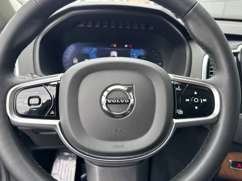 Used 2025 Volvo XC90 T8 Plus w/ Protection Package Premier AWD/4WD image 27